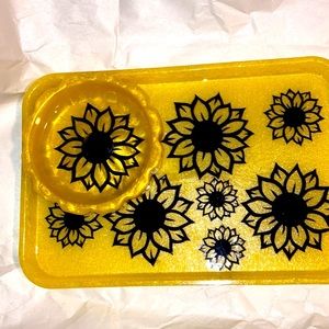 Rolling tray and ashtray